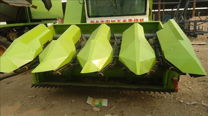 玉米籽粒割臺(tái) 玉米籽粒割臺(tái)