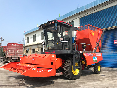 自走式青飼料收獲機(jī)